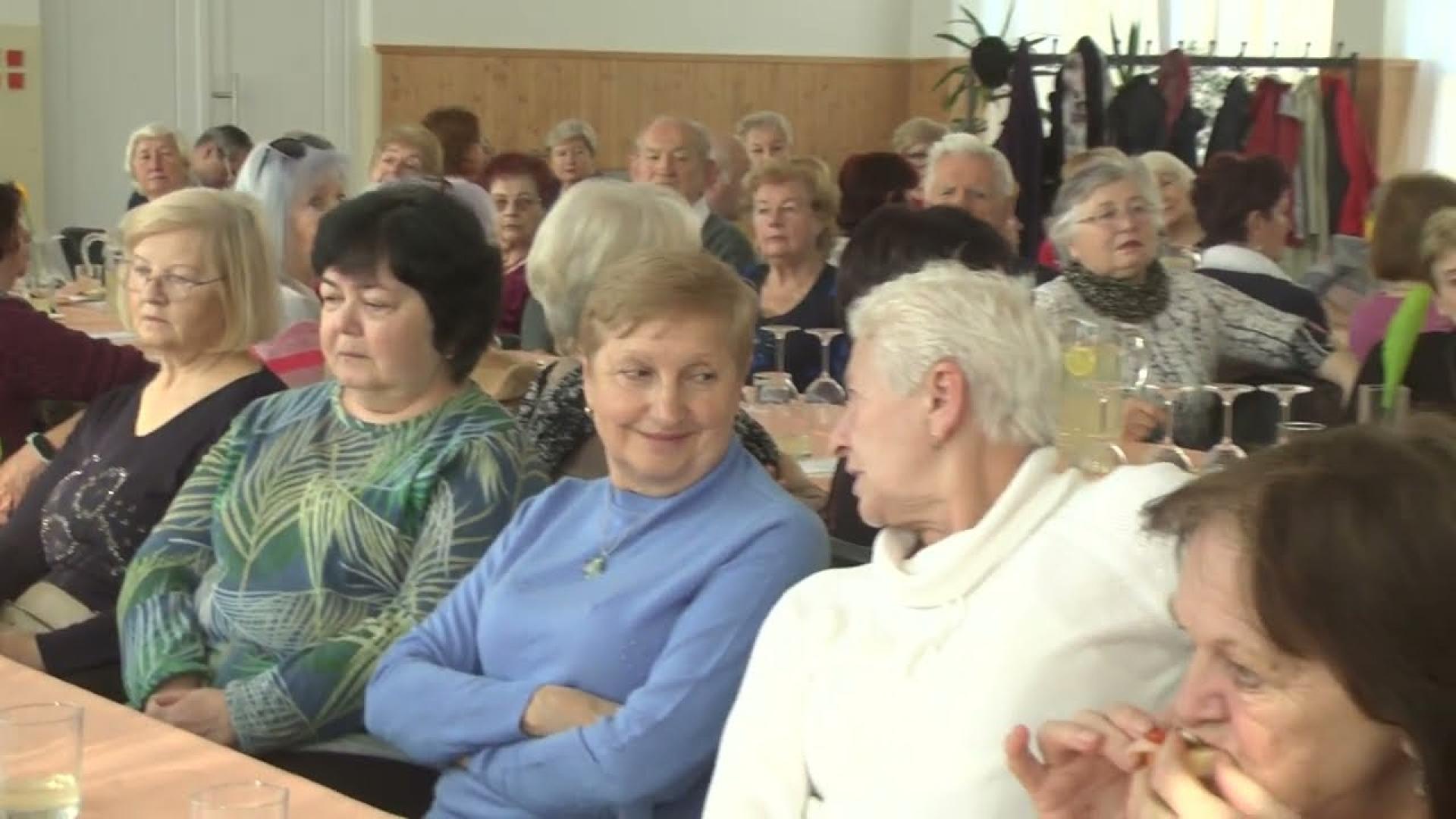 Embedded thumbnail for Členovia z JDS a KD Stred Bánovce hodnotili rok 2023