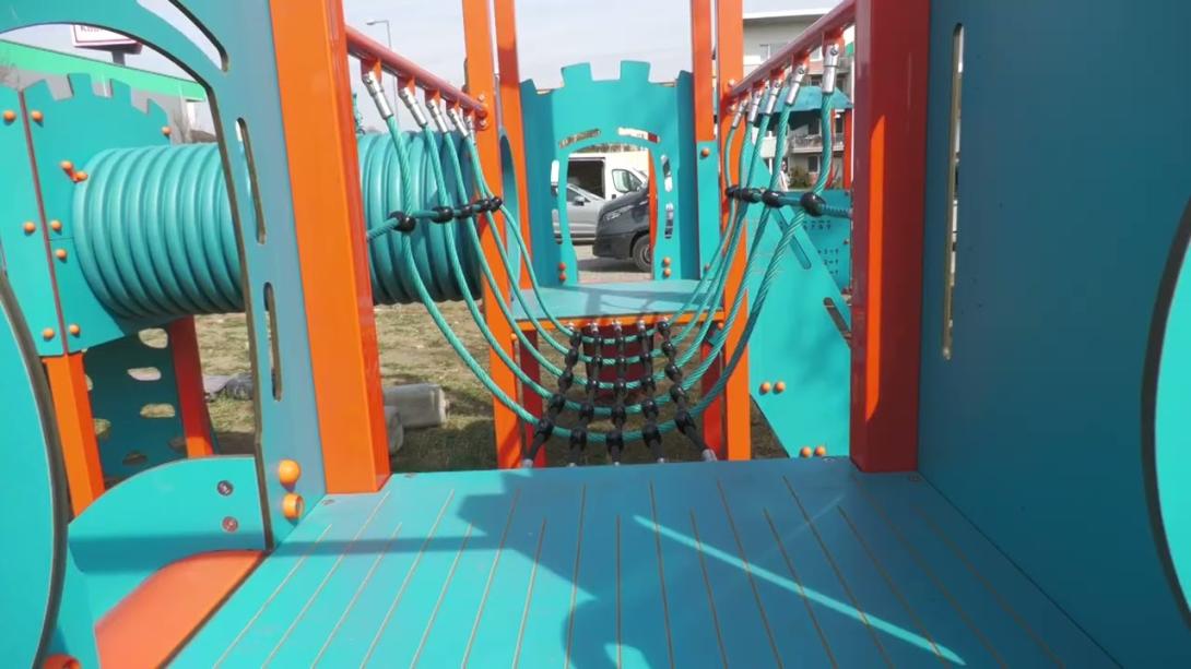 Embedded thumbnail for Mesto buduje nové ihrisko