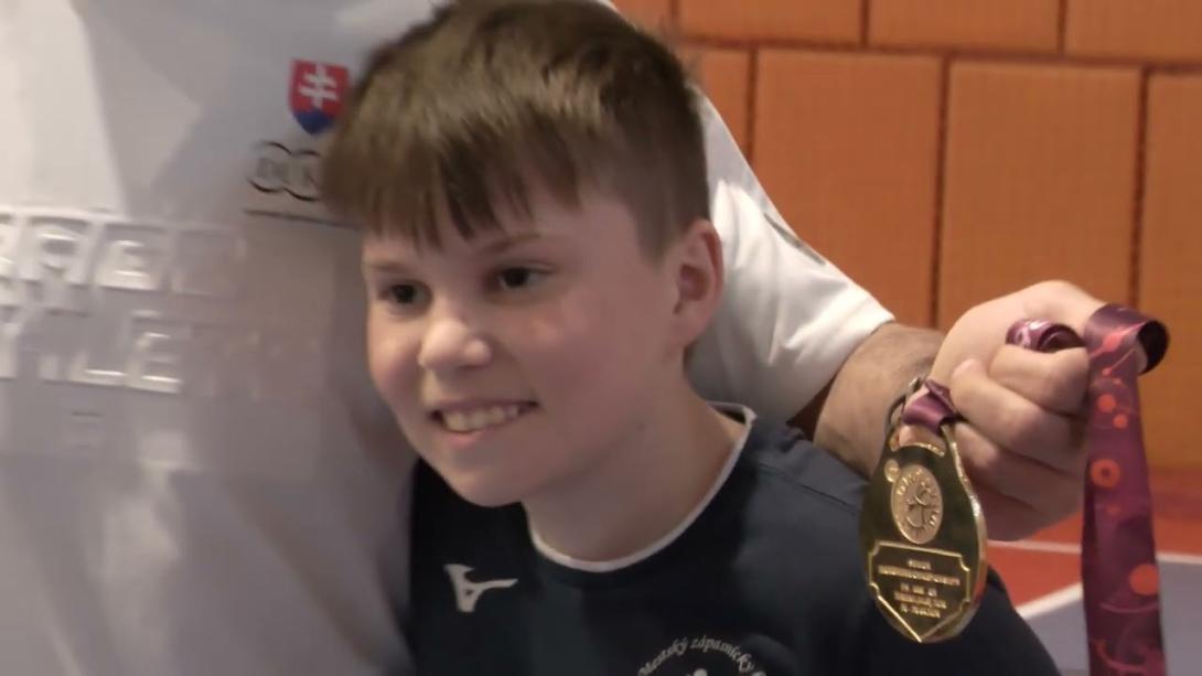 Embedded thumbnail for Stretnutie zápasníckych hviezd s bánovskou mládežou