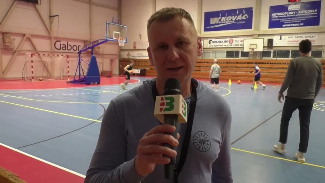 Embedded thumbnail for Basketbalistov trénoval Rick Brooks 